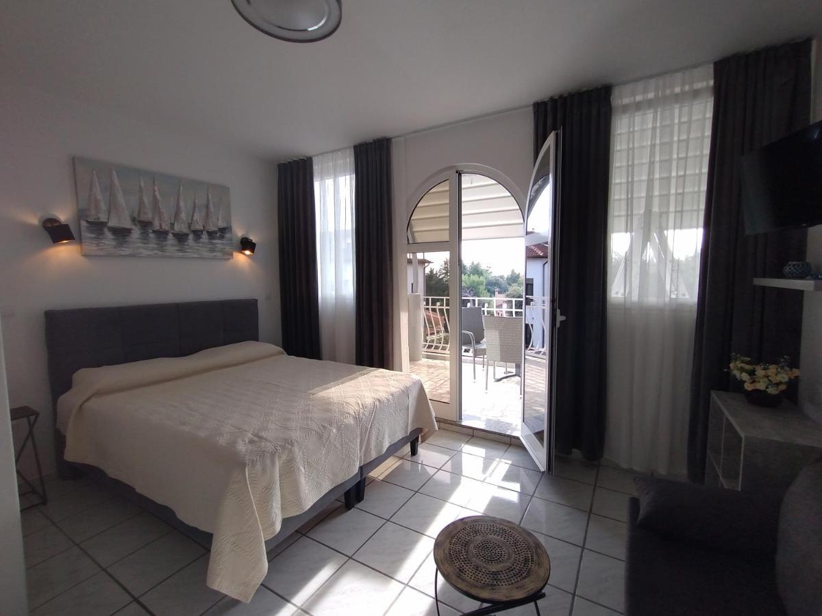Apartments Ana - Rovinj Bilik gambar
